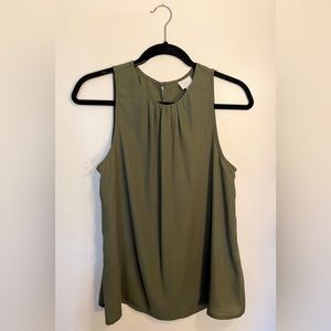 Green sleeveless top size S